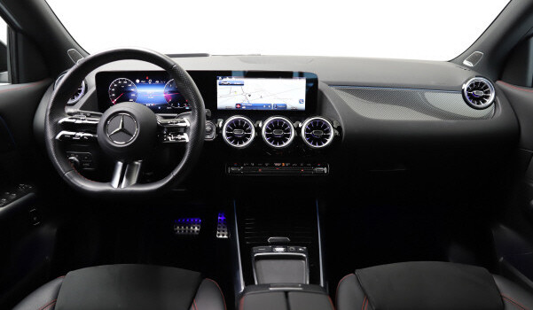MERCEDES-BENZ GLA 220 d 4Matic 8G-DCT