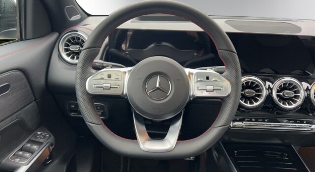 MERCEDES-BENZ EQB 350 66,5 kWh 4Matic Swiss Star