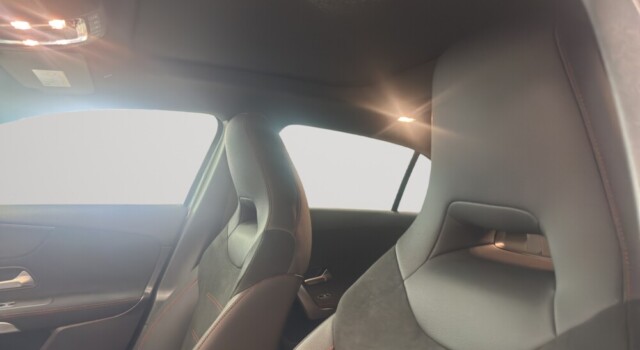 MERCEDES-BENZ A 220 4Matic 8G-DCT