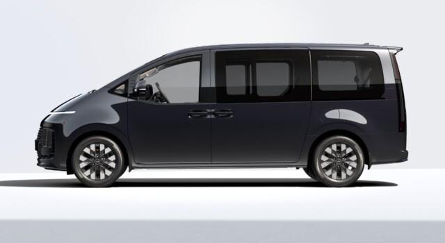 HYUNDAI STARIA Premium 1.6 T-GDi HEV Amplia A