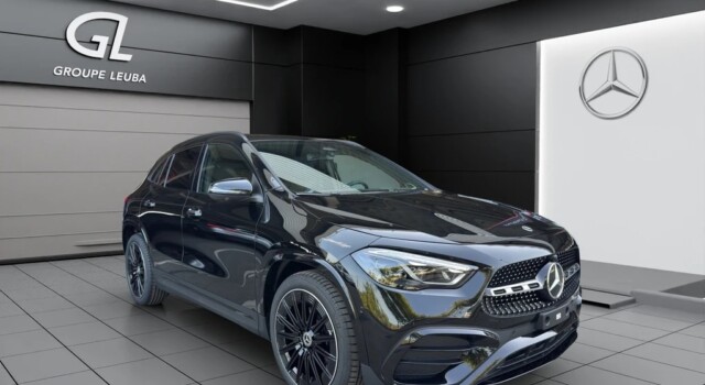 MERCEDES-BENZ GLA 220 4Matic 8G-DCT