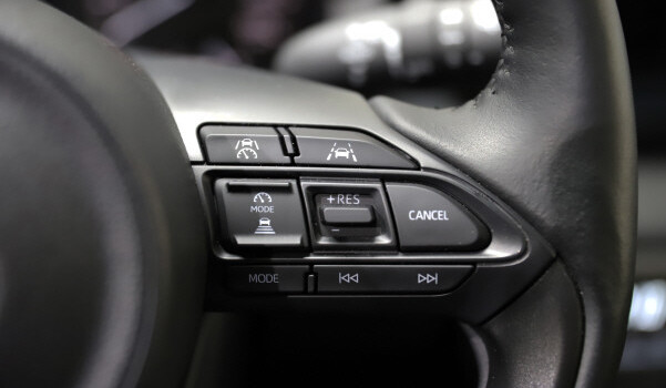 MAZDA 2 Hybrid Exclusive-line