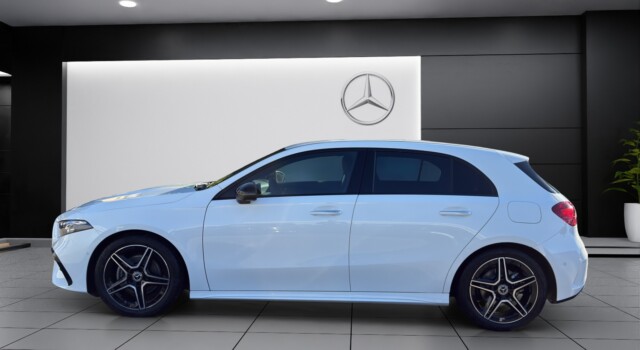 MERCEDES-BENZ A 200 Night Star 7G-DCT