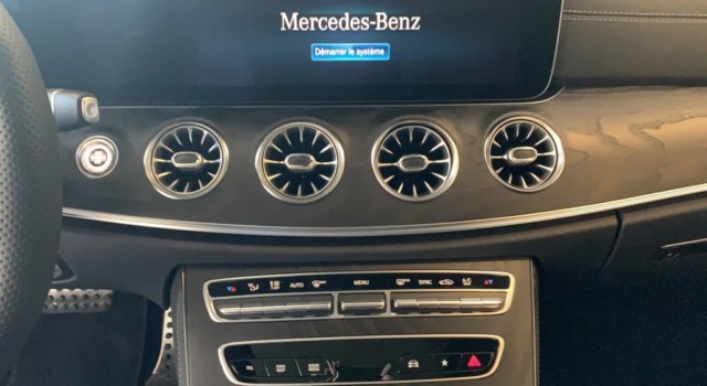 MERCEDES-BENZ E 200 Coupé 4Matic AMG Line 9G-Tronic