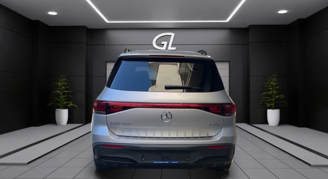 MERCEDES-BENZ EQB 350 66,5 kWh 4Matic Swiss Star