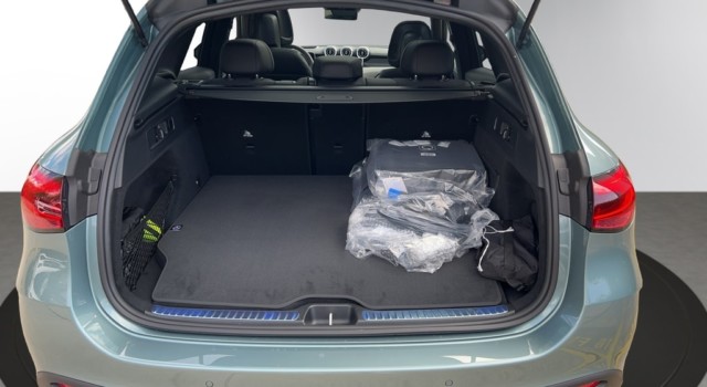 MERCEDES-BENZ GLC 300 e 4Matic EQ Star 9G-Tronic