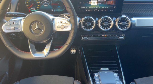 MERCEDES-BENZ EQB 300 66,5 kWh 4Matic Swiss Star