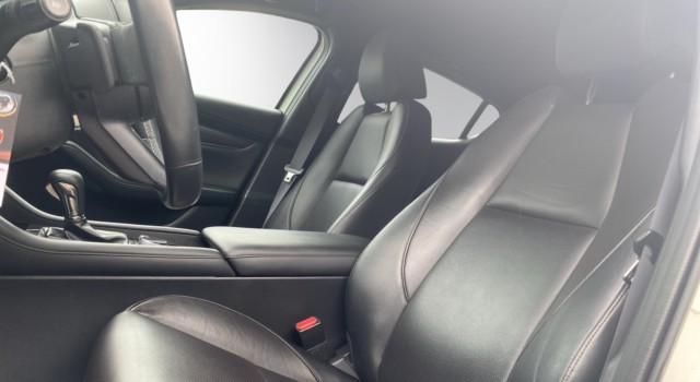 MAZDA 3 Hatchback SKYACTIV-X M Hybrid 180 Revolution AWD Automat