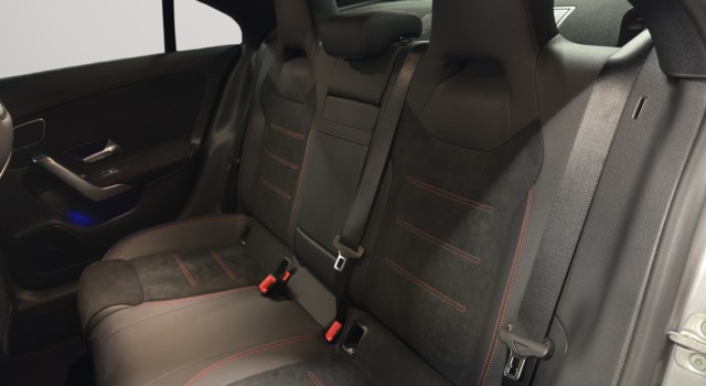 MERCEDES-BENZ CLA 250 4Matic 8G-DCT