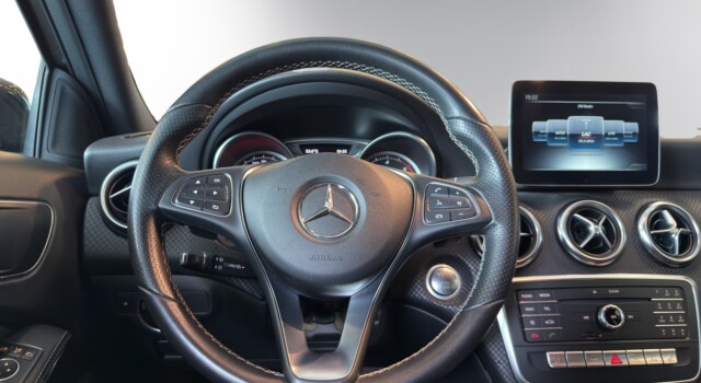 MERCEDES-BENZ A 200 CDI Night Star