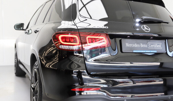 MERCEDES-BENZ GLC 200 AMG Line 4Matic 9G-Tronic