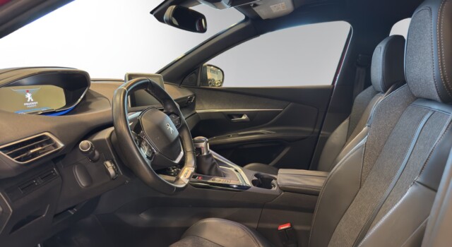 PEUGEOT 3008 1.2 PureTech GT Line