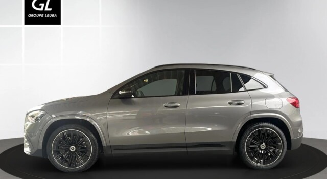 MERCEDES-BENZ GLA 220 4Matic 8G-DCT