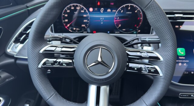 MERCEDES-BENZ E 220 d 4Matic 9G-Tronic