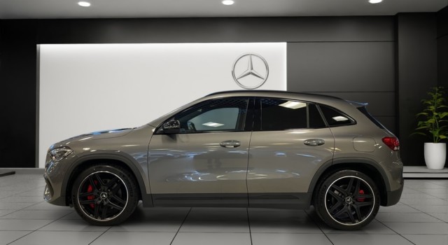 MERCEDES-BENZ GLA 35 AMG 4Matic