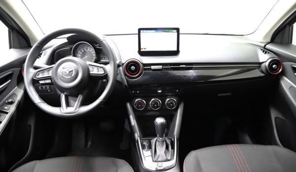 MAZDA 2 G 90 Homura