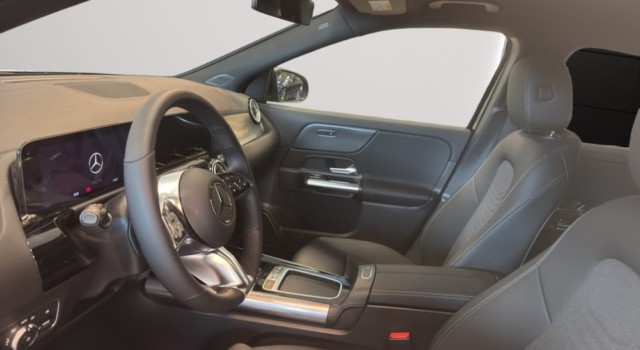 MERCEDES-BENZ GLA 220 d 4Matic 8G-DCTSwiss Star