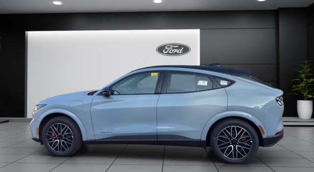 FORD MUSTANG MACH-E Premium AWD 91 kWh