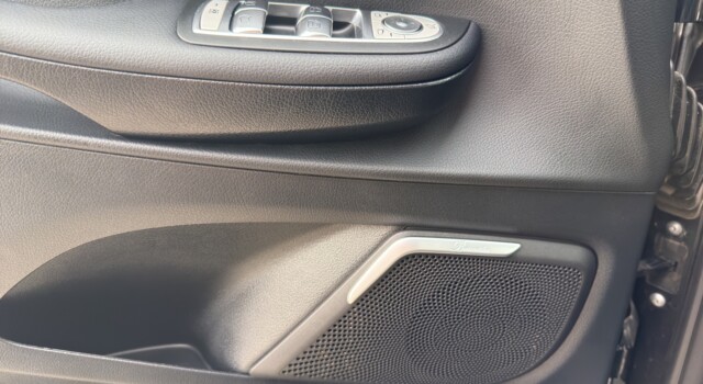 MERCEDES-BENZ V 300 d K
