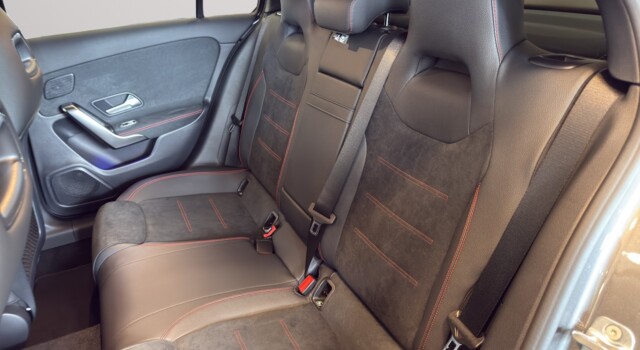 MERCEDES-BENZ A 220 4Matic 8G-DCT