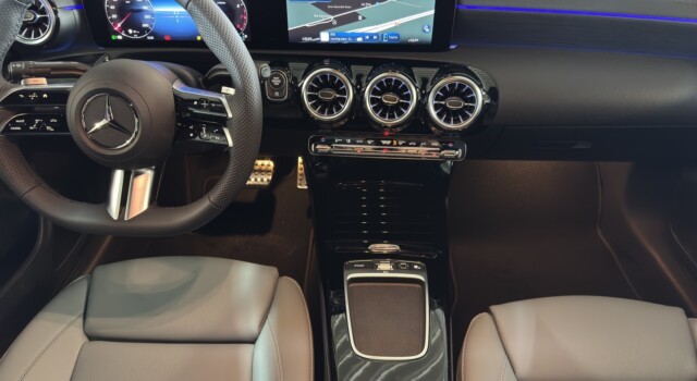 MERCEDES-BENZ CLA 250 4Matic 8G-DCT