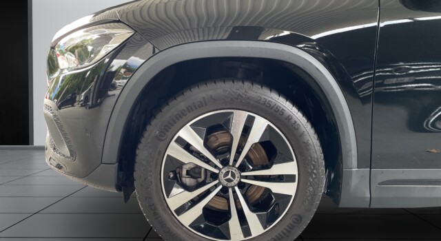MERCEDES-BENZ GLA 200 d 4Matic Progressive 8G-DCT