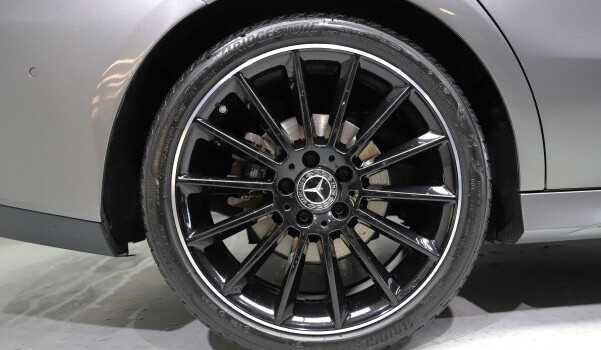 MERCEDES-BENZ CLA 220 CLA Shooting Brake 220 d 4Matic AMG Line