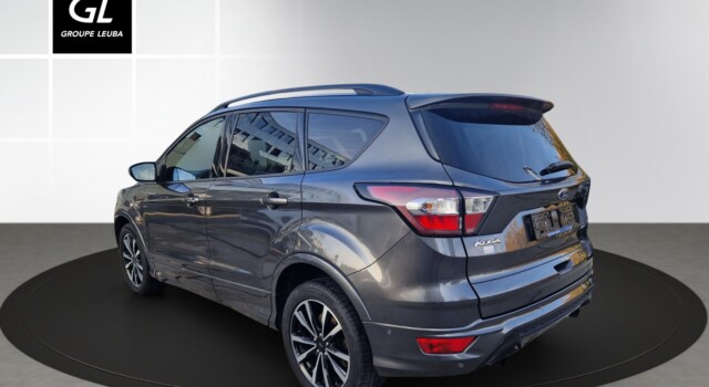FORD KUGA 1.5 TDCi ST Line High 2WD