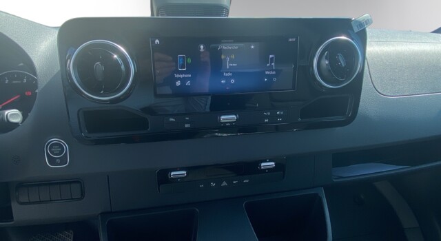 MERCEDES-BENZ Sprinter 315 CDI Standard 9G-TRONIC FWD