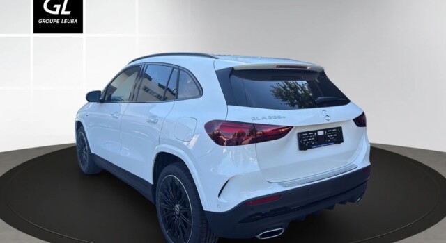 MERCEDES-BENZ GLA 250 e EQ Star 8G-DCT