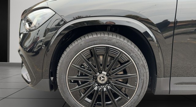 MERCEDES-BENZ GLA 250 4Matic 8G-DCT