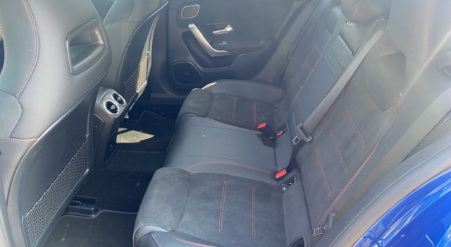 MERCEDES-BENZ A 200 Night Star 7G-DCT
