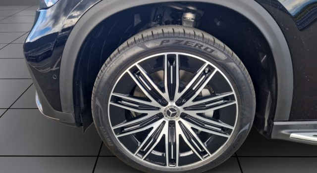MERCEDES-BENZ EQE SUV 350+