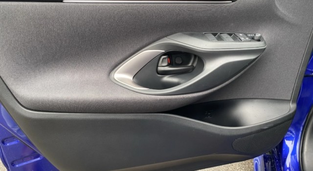 MAZDA 2 Hybrid Homura