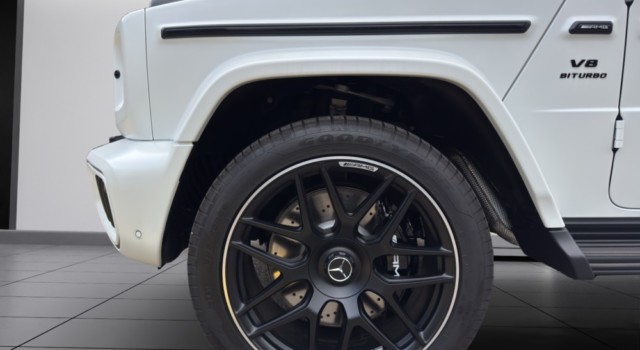 MERCEDES-BENZ G 63 AMG 9G-Tronic