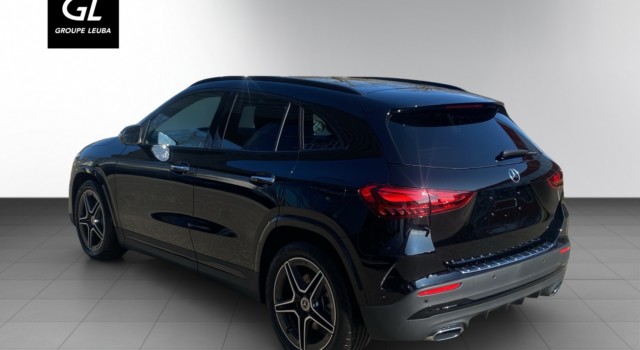 MERCEDES-BENZ GLA 250 4Matic Swiss Star