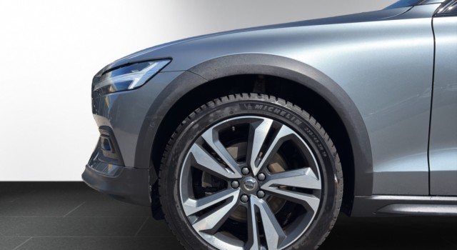 VOLVO V60 Cross Country D4 AWD
