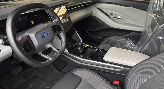 FORD EXPLORER Elektro 79kWh Dual Extended Range AWD
