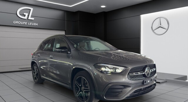 MERCEDES-BENZ GLA 220 4Matic 8G-DCT