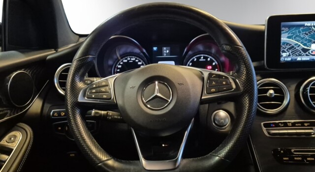 MERCEDES-BENZ GLC 250 AMG Line 4Matic