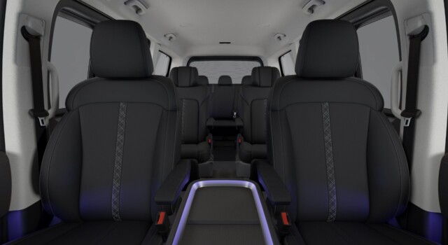 HYUNDAI STARIA Premium 1.6 T-GDi HEV Amplia A