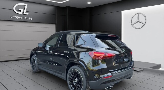 MERCEDES-BENZ GLA 220 4Matic 8G-DCT