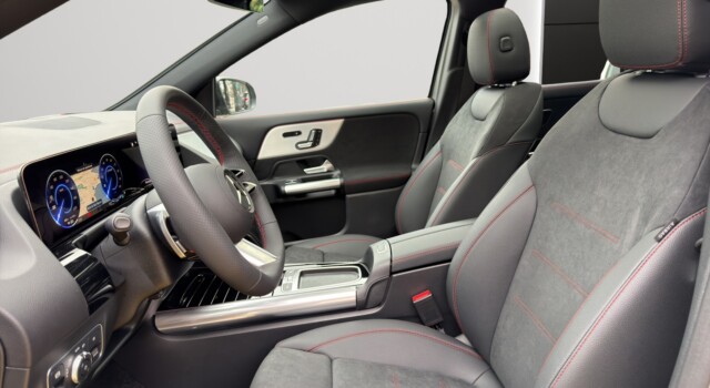 MERCEDES-BENZ EQA 350 66,5 kWh 4Matic Excellence