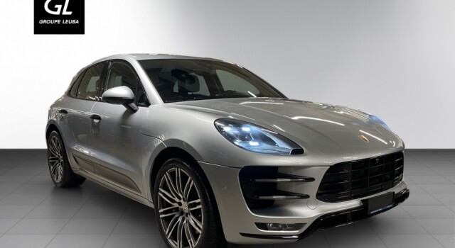 PORSCHE MACAN Turbo Performance