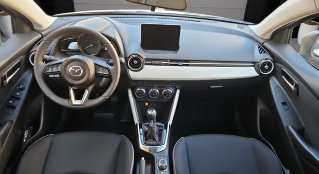 MAZDA 2 SKYACTIV-G 90 Mild Hybrid Center-Line