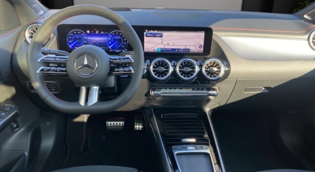 MERCEDES-BENZ EQA 250 + 70,5kWh Excellence