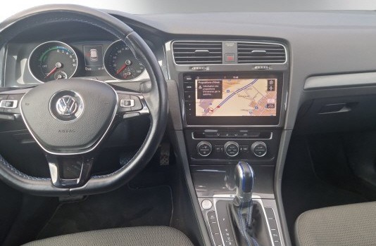 VW GOLF e-
