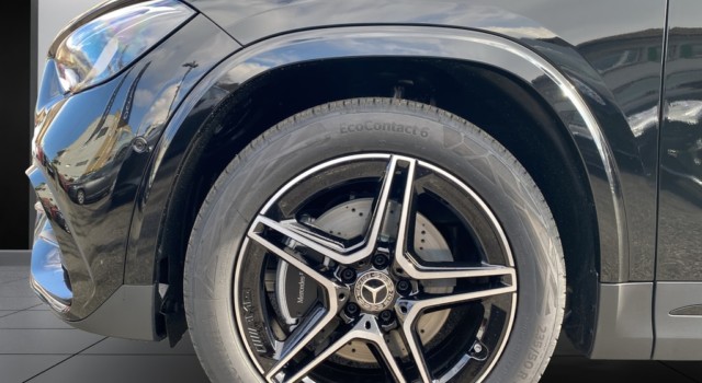 MERCEDES-BENZ GLA 220 d 4Matic 8G-DCTSwiss Star