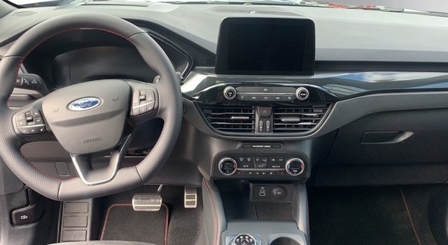 FORD KUGA 2.5 FHEV ST-Line X FWD