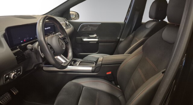 MERCEDES-BENZ B 200 AMG Line 7G-DCT